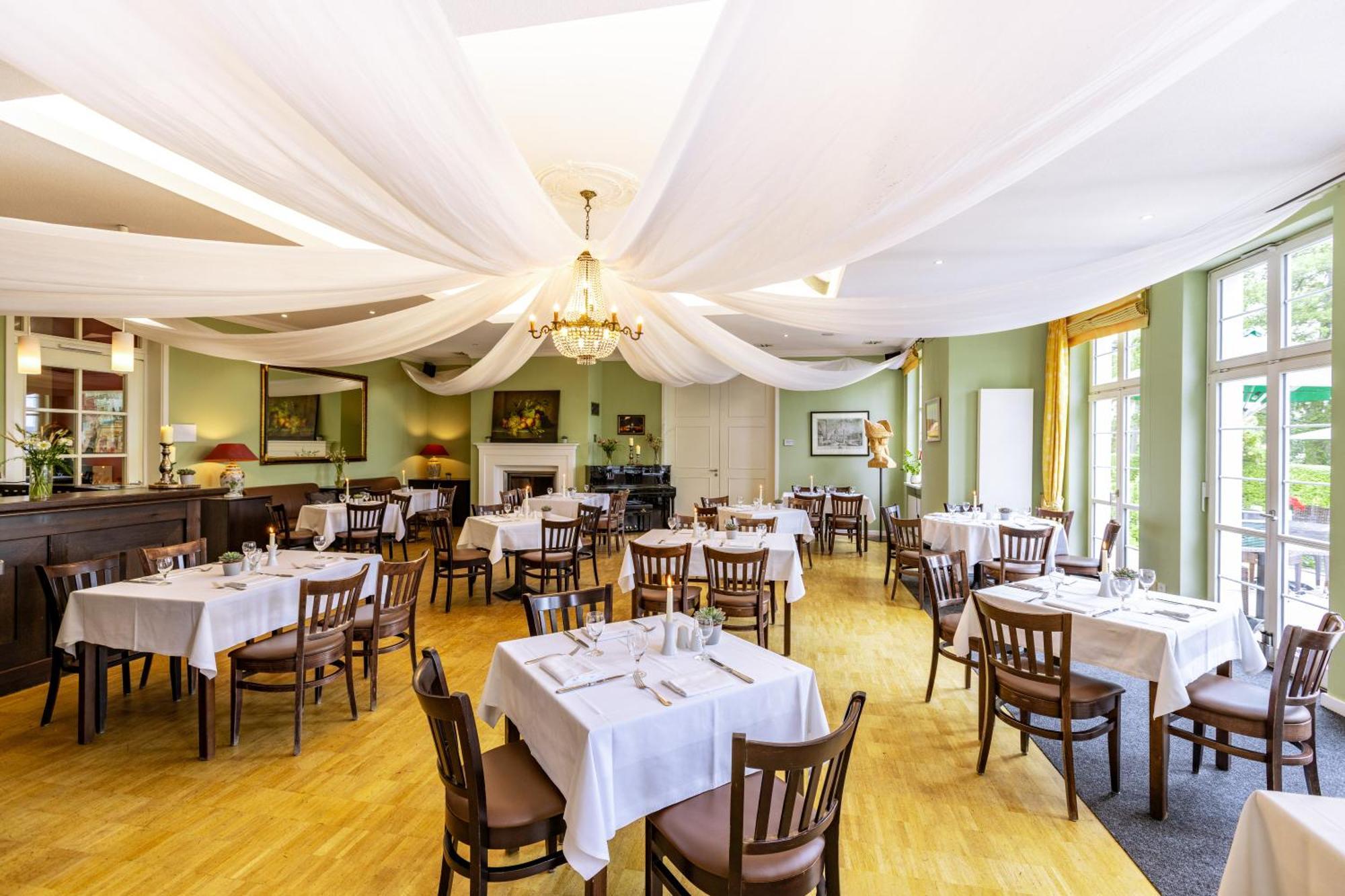 Cafe Wildau Hotel & Restaurant Am Werbellinsee Schorfheide Exteriör bild